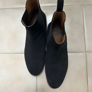 Oro Chelsea boots